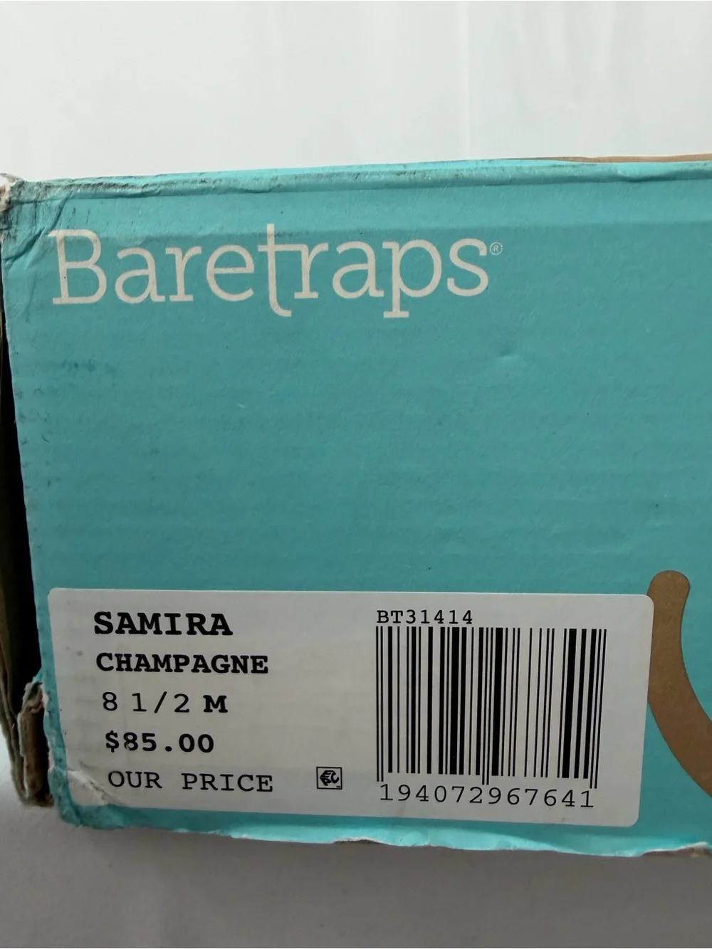 NWT Baretraps Women’s Size 8.5 Metallic Beige Velcro Sandals